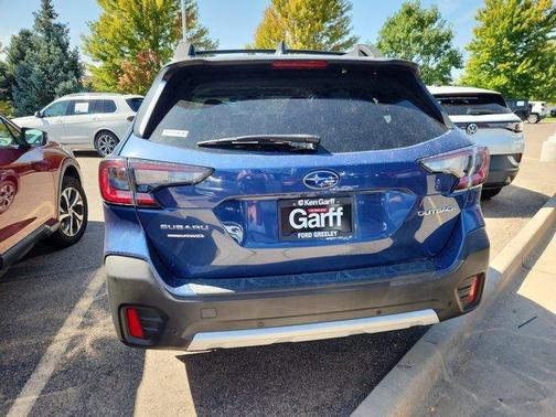 Abyss Blue Pearl 2020 Subaru Outback Limited