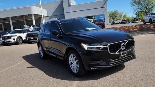 Onyx Black Metallic 2020 Volvo XC60 T5 Momentum