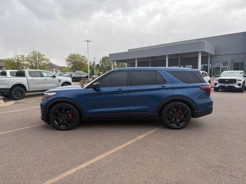 Blue Metallic 2022 Ford Explorer ST