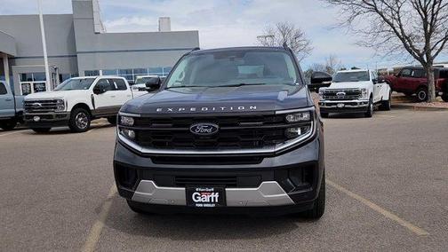 Dark Matter Gray Metallic 2026 Ford Expedition Max Platinum