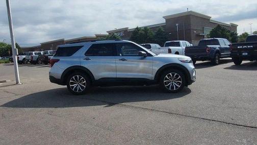 Silver Metallic 2020 Ford Explorer ST