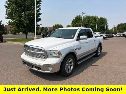 Bright White Clearcoat 2015 RAM 1500 Laramie