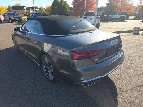 Daytona Gray Pearl Effect w/ Black Roof 2024 Audi A5 45 S line quattro Premium