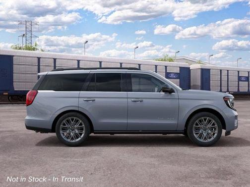Glacier Gray Metallic 2027 Ford Expedition Platinum
