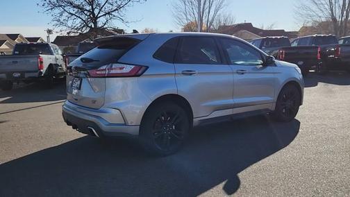 2022 Ford Edge ST
