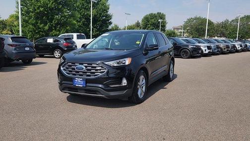 Black 2020 Ford Edge SEL