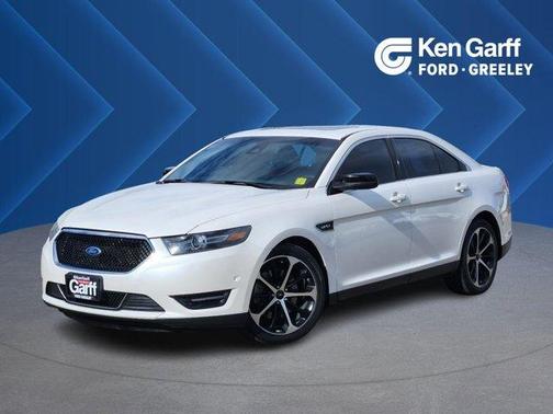 White Platinum Tri-Coat Metallic 2014 Ford Taurus SHO