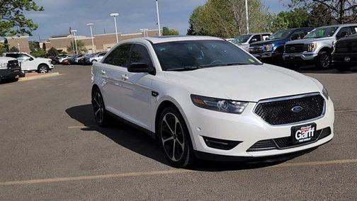 White Platinum Tri-Coat Metallic 2014 Ford Taurus SHO
