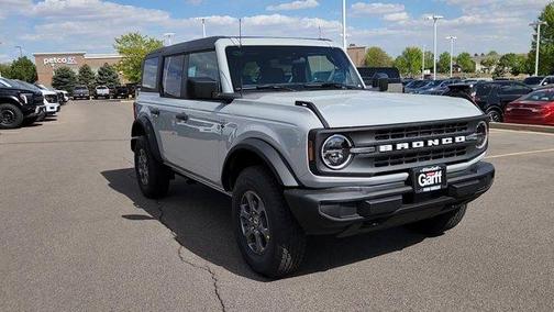 Avalanche Gray 2026 Ford Bronco Big Bend