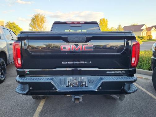 2022 GMC Sierra 1500 DENALI