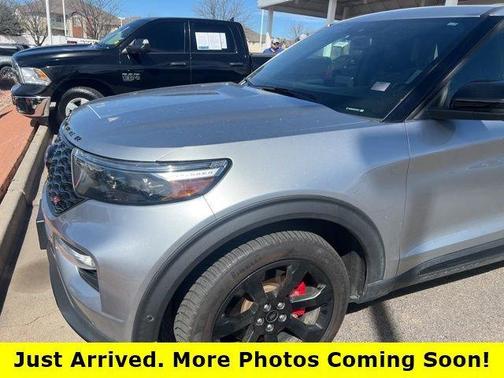 Iconic Silver Metallic 2020 Ford Explorer ST