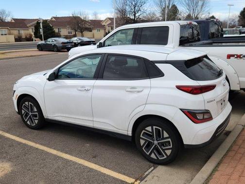 2023 Hyundai KONA EV SE
