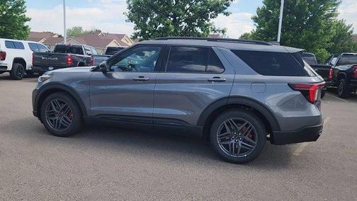 Carbonized Gray Metallic 2026 Ford Explorer ST