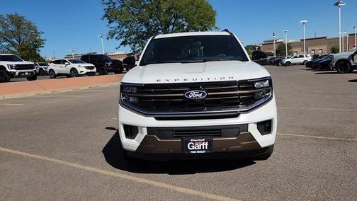 Star White 2027 Ford Expedition King Ranch