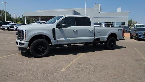 Avalanche 2026 Ford F-350 Lariat Super Duty