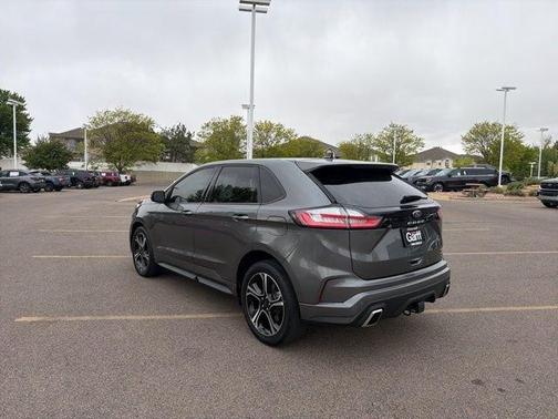 Carbonized Gray Metallic 2023 Ford Edge ST