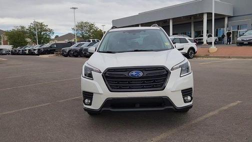 Crystal White Pearl 2023 Subaru Forester Premium