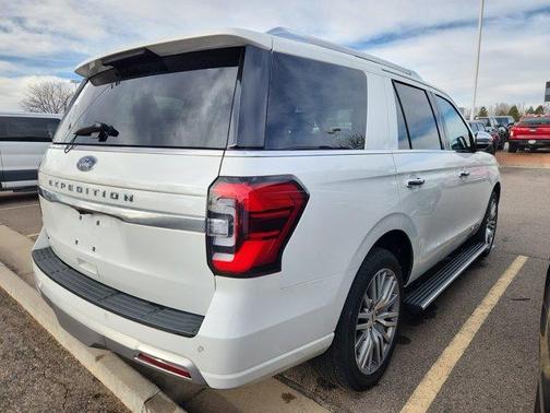 2022 Ford Expedition Platinum