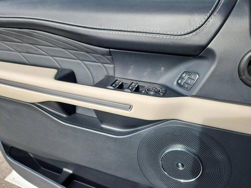2022 Ford Expedition Platinum