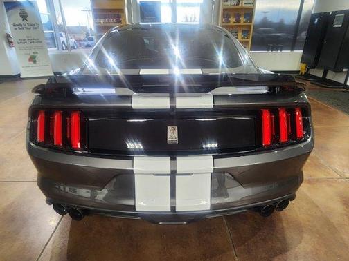 2016 Ford Shelby GT350 Base