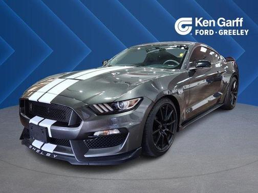 2016 Ford Shelby GT350 Base