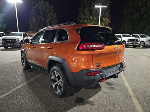 Mango Tango Pearlcoat 2016 Jeep Cherokee Trailhawk