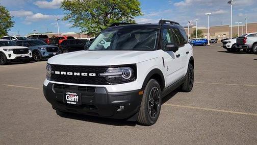 Oxford White 2026 Ford Bronco Sport Outer Banks