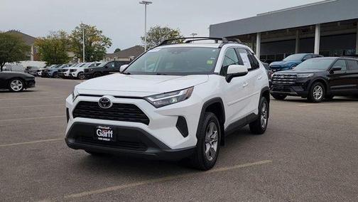 Ice 2025 Toyota RAV4 XLE