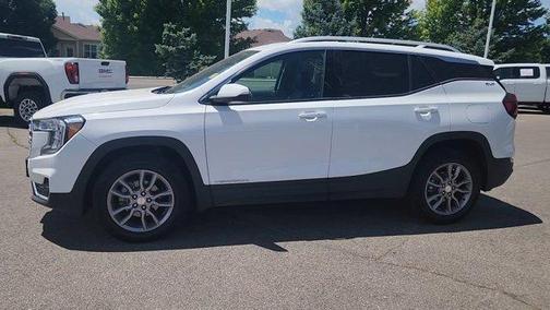 Summit White 2024 GMC Terrain SLT