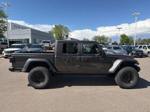 Granite Crystal Clearcoat Metallic 2021 Jeep Gladiator Rubicon