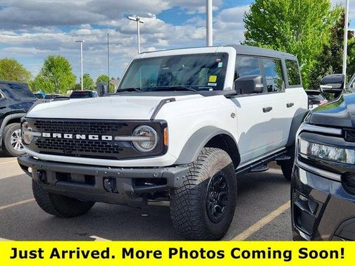 Oxford White 2023 Ford Bronco Wildtrak