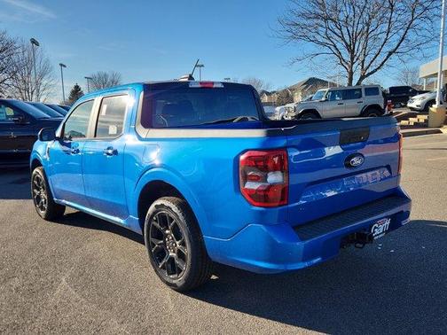 Velocity Blue 2026 Ford Maverick Lobo Standard