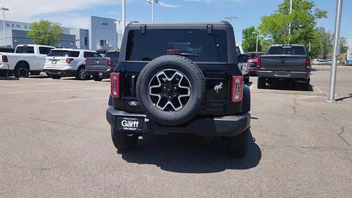 Shadow Black 2026 Ford Bronco Outer Banks