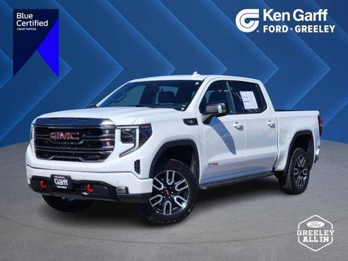 Summit White 2024 GMC Sierra 1500 AT4