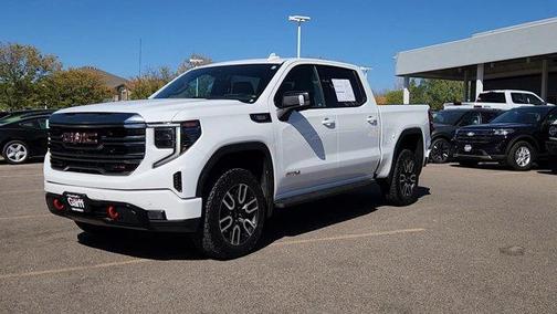 Summit White 2024 GMC Sierra 1500 AT4