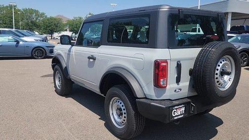 Avalanche Gray 2026 Ford Bronco Base