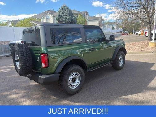 Green Metallic 2025 Ford Bronco Base