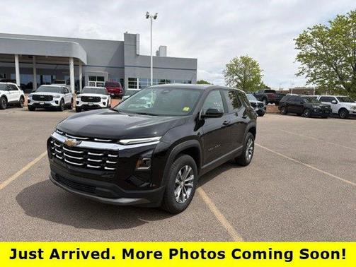 Mosaic Black Metallic 2025 Chevrolet Equinox LT