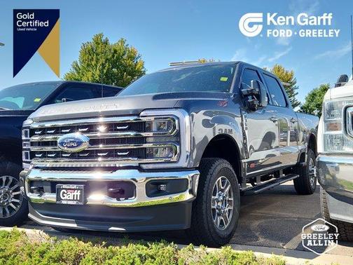 Carbonized Gray Metallic 2026 Ford F-350 Lariat Super Duty