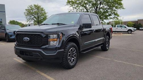 Black Metallic 2023 Ford F-150 XL