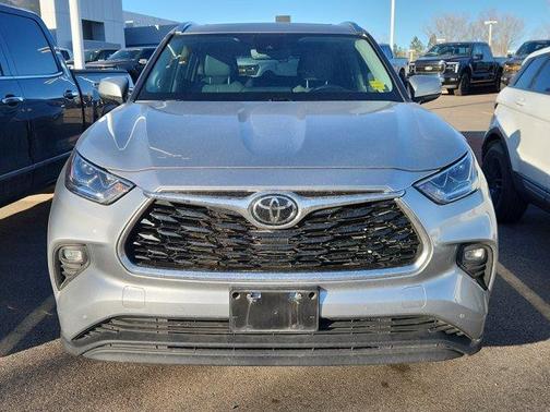 2021 Toyota Highlander Limited