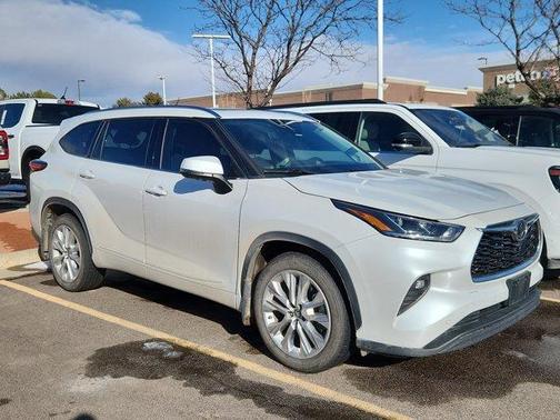 2022 Toyota Highlander Limited