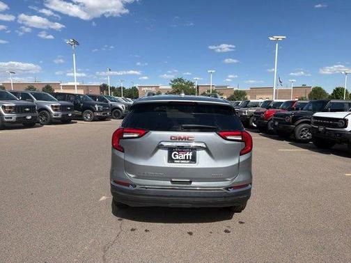 Sterling 2024 GMC Terrain SLT
