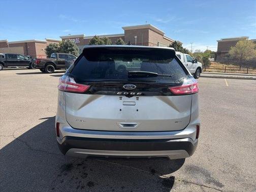 Silver Metallic 2024 Ford Edge SEL