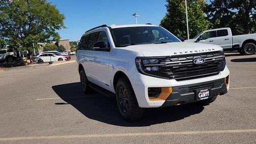 Star White 2027 Ford Expedition TREMOR
