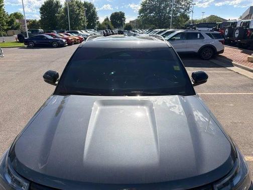 Carbonized Gray Metallic 2025 Ford Explorer ST