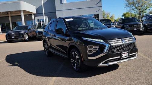 Labrador Black Pearl 2025 Mitsubishi Eclipse Cross SE