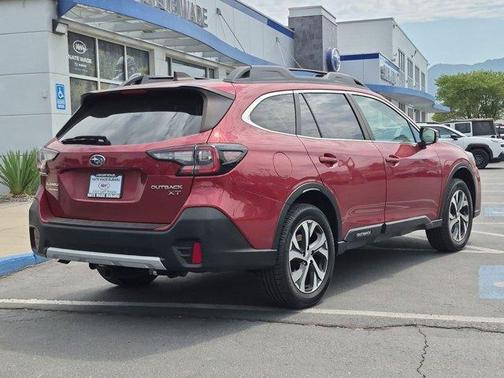 Crimson Red Pearl 2022 Subaru Outback Limited XT