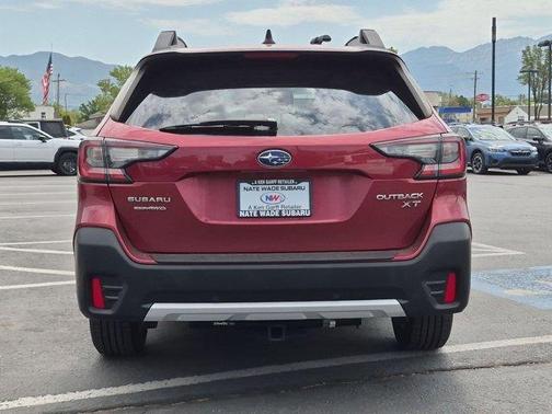 Crimson Red Pearl 2022 Subaru Outback Limited XT