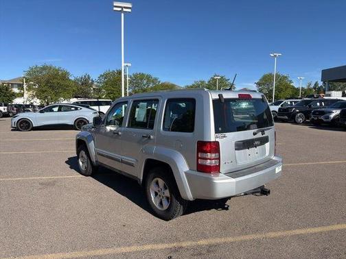 Bright Silver Metallic 2012 Jeep Liberty Sport
